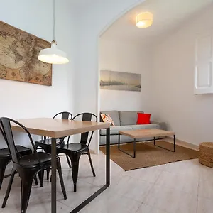 https://centric-sagrada-familia-apartments.topbarcelonahotels.com