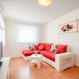 https://apartments-dario-medulin.in-istria.net